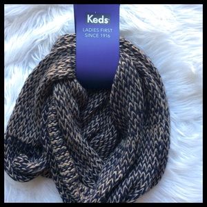 NWT Keds Knit Infinity Scarf